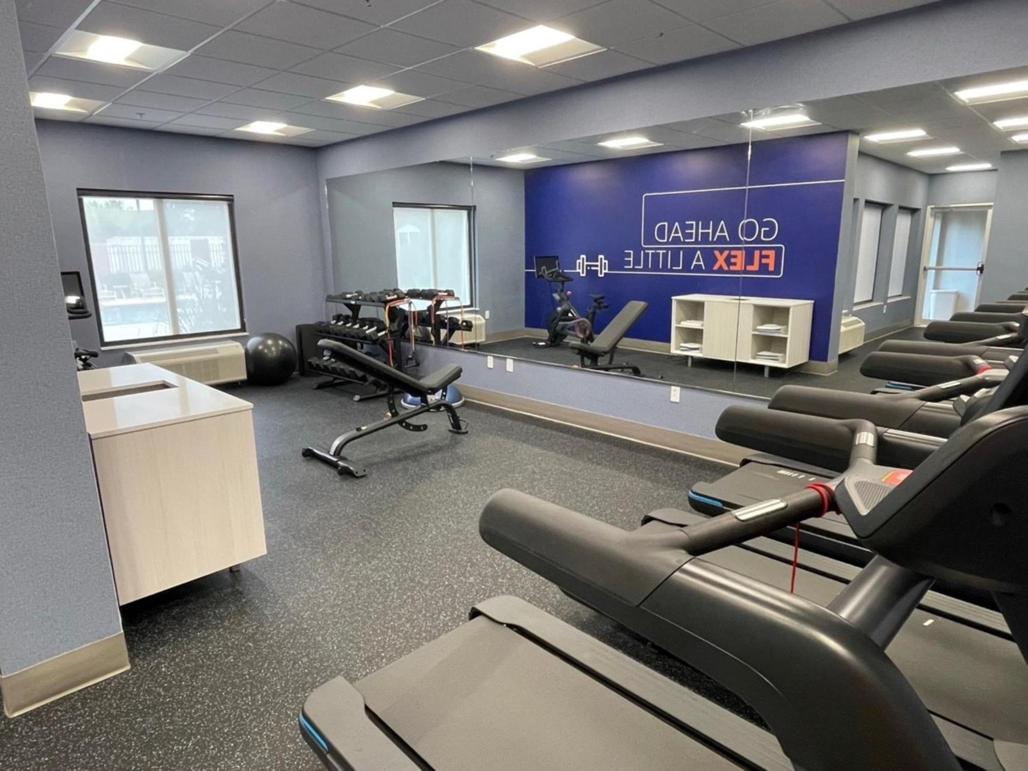 Holiday Inn Express & Suites - Tuscaloosa-University By Ihg Ngoại thất bức ảnh