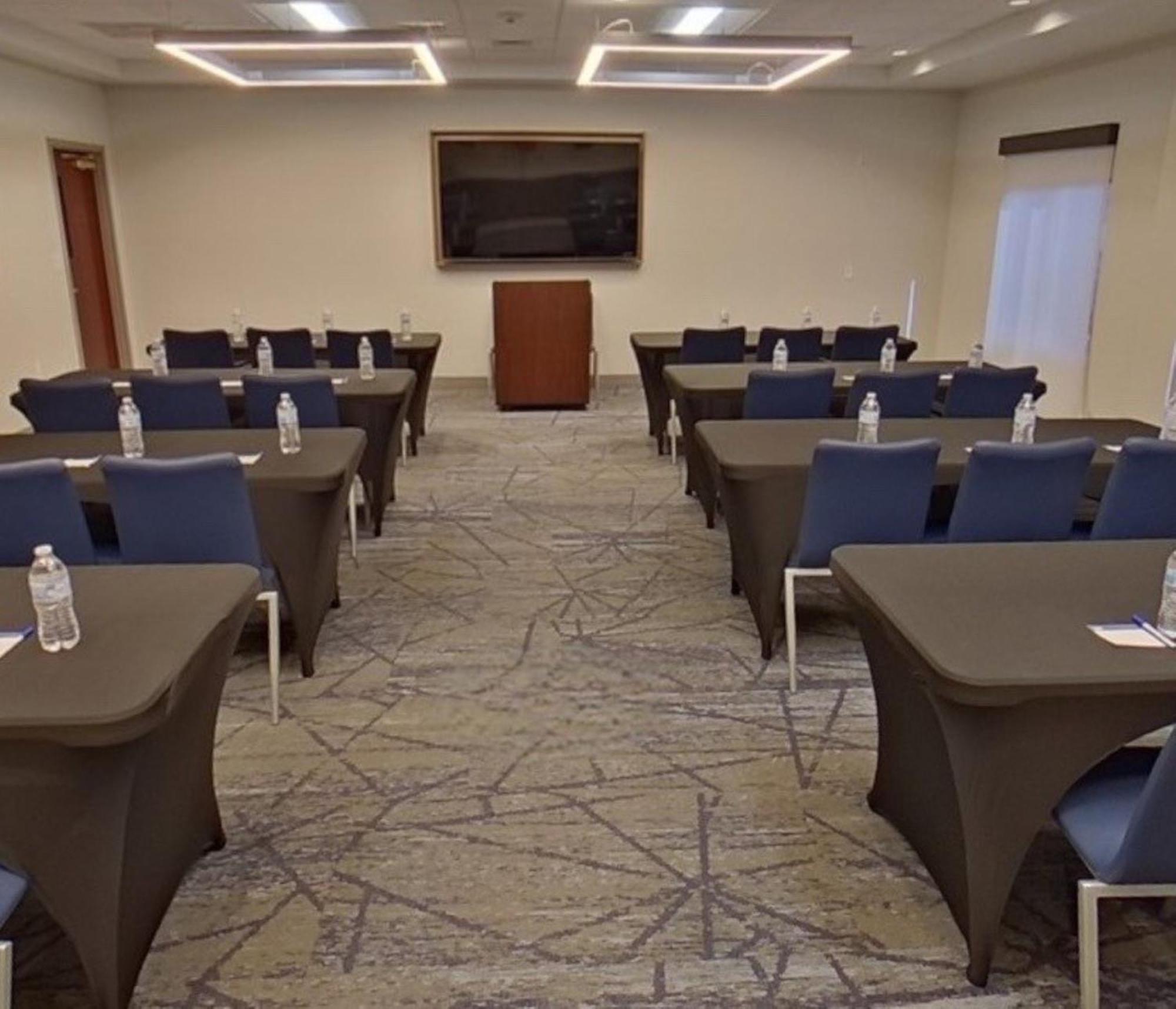 Holiday Inn Express & Suites - Tuscaloosa-University By Ihg Ngoại thất bức ảnh